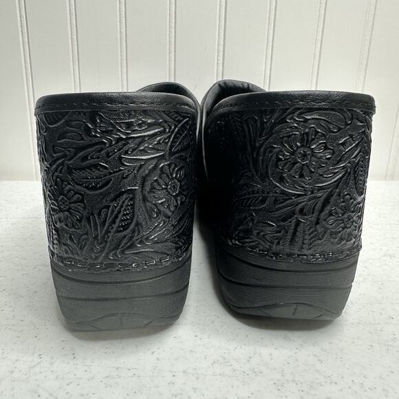 Dansko Clogs EU 41 Womens XP 2.0 Floral Tooled Black Leather Slip On Shoes - Picture 5 of 9